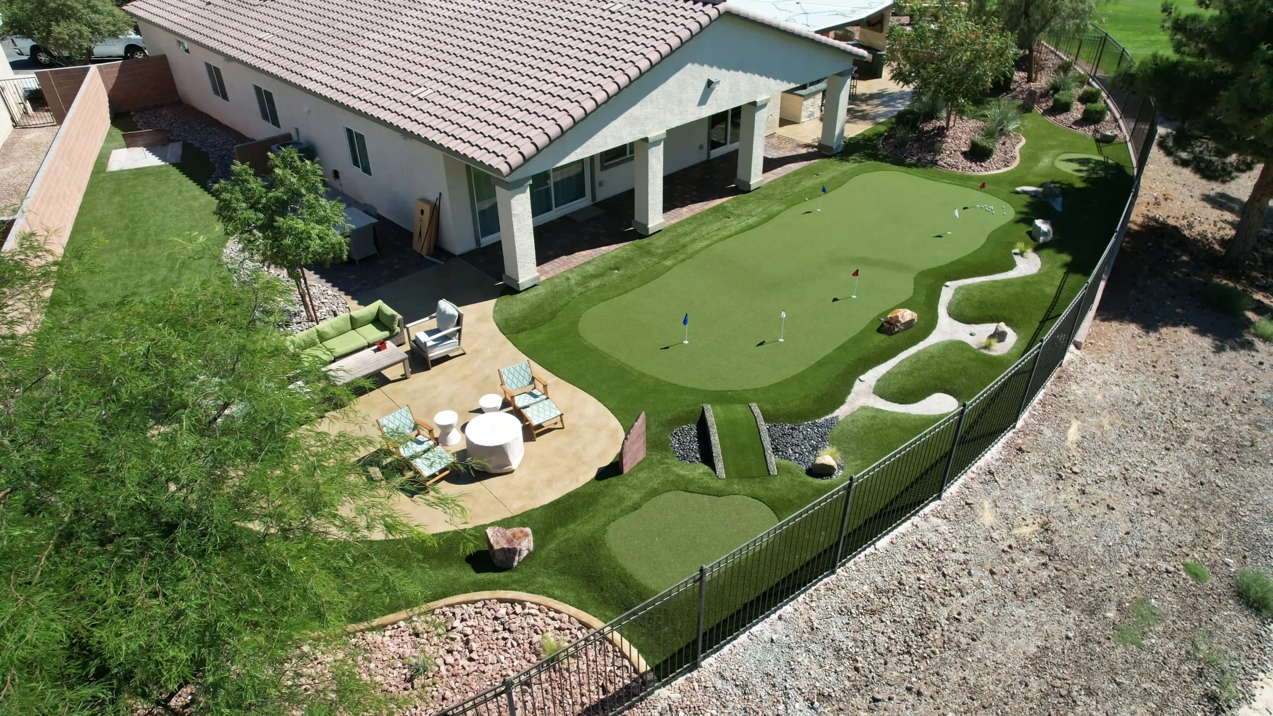 Backyard putting green installed by SYNLawn